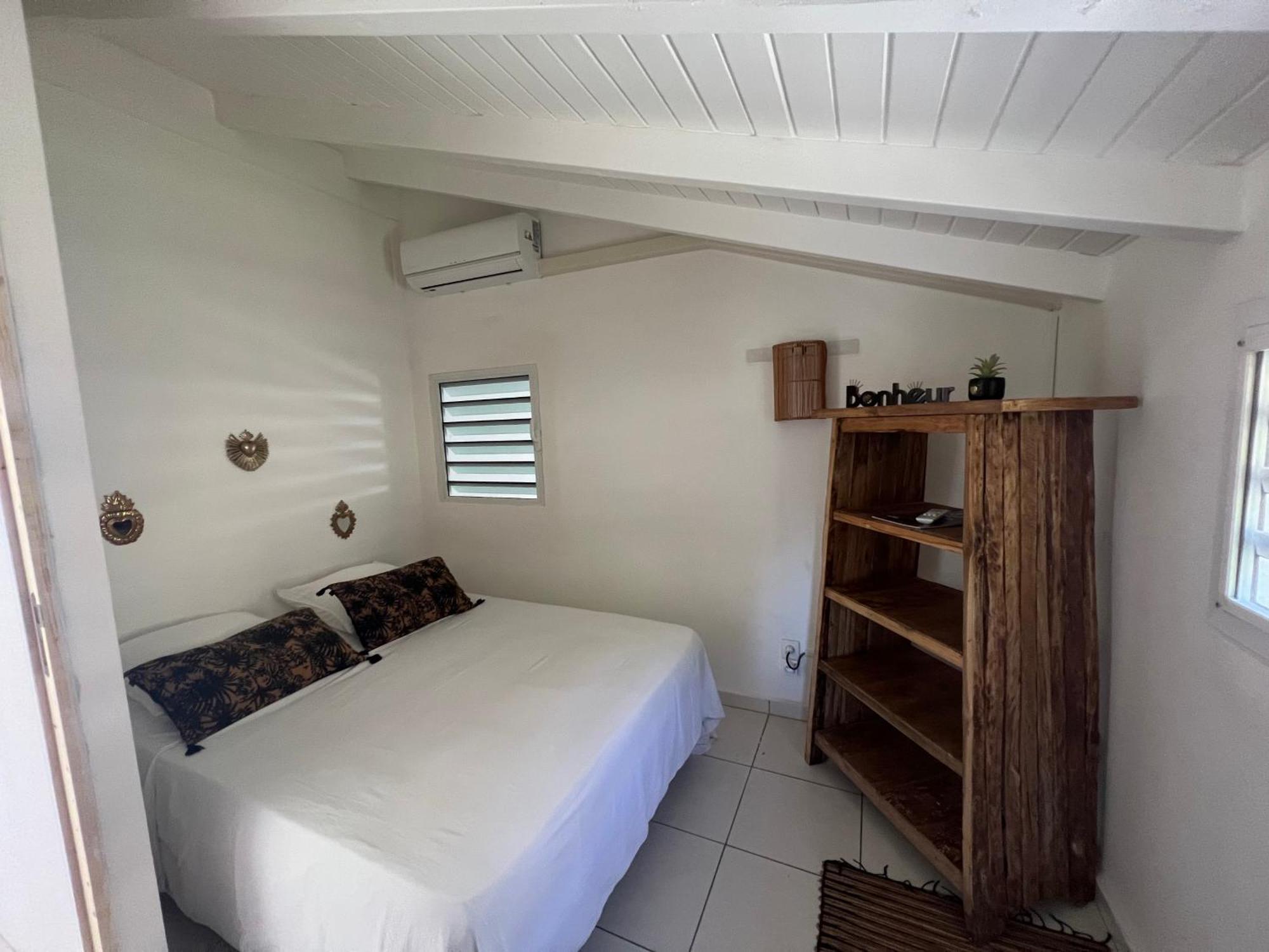 Spacieuse Villa Corossol Avec Piscine Et Jeux Exterieurs 르 고지에 외부 사진