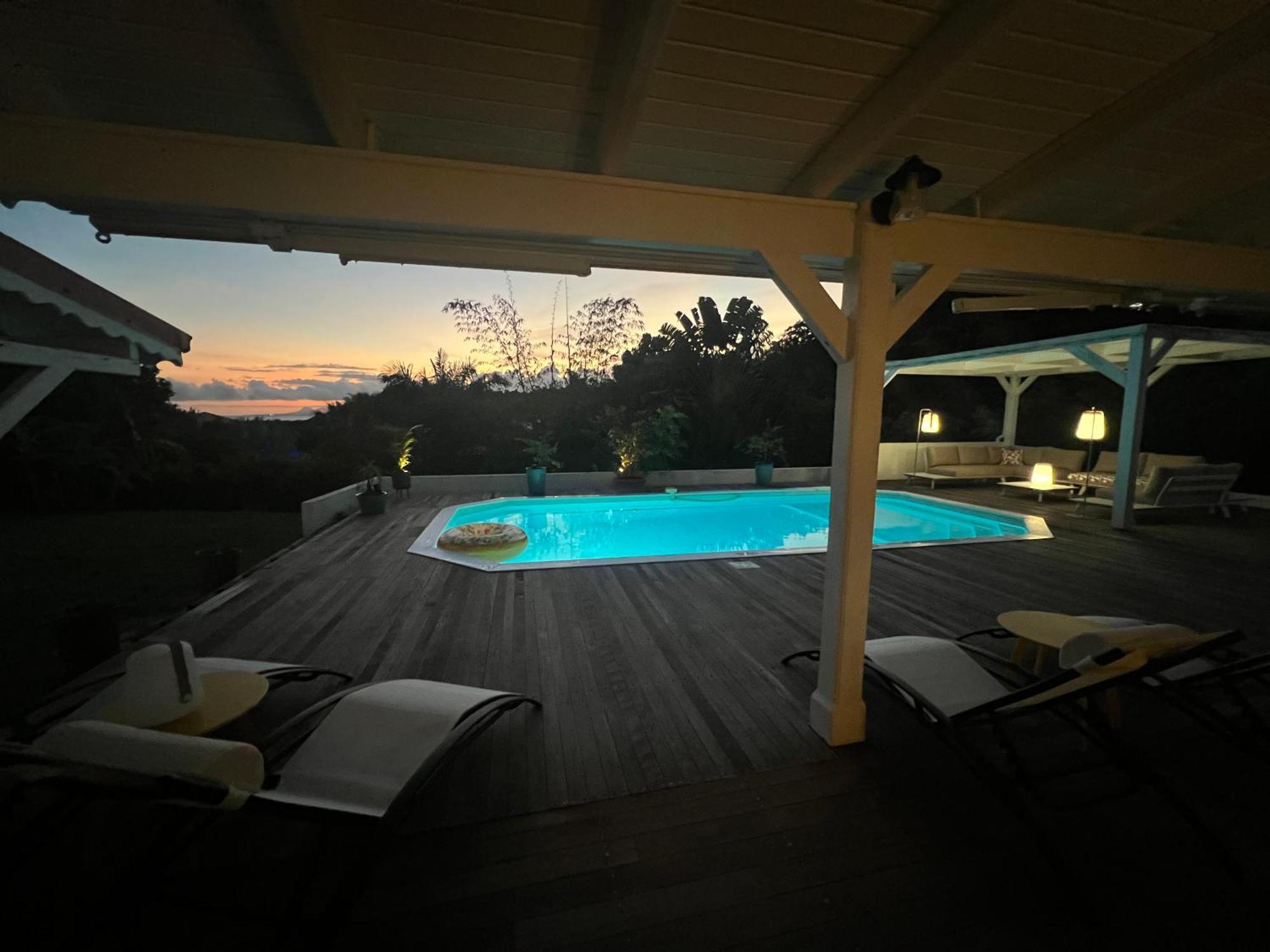Spacieuse Villa Corossol Avec Piscine Et Jeux Exterieurs 르 고지에 외부 사진