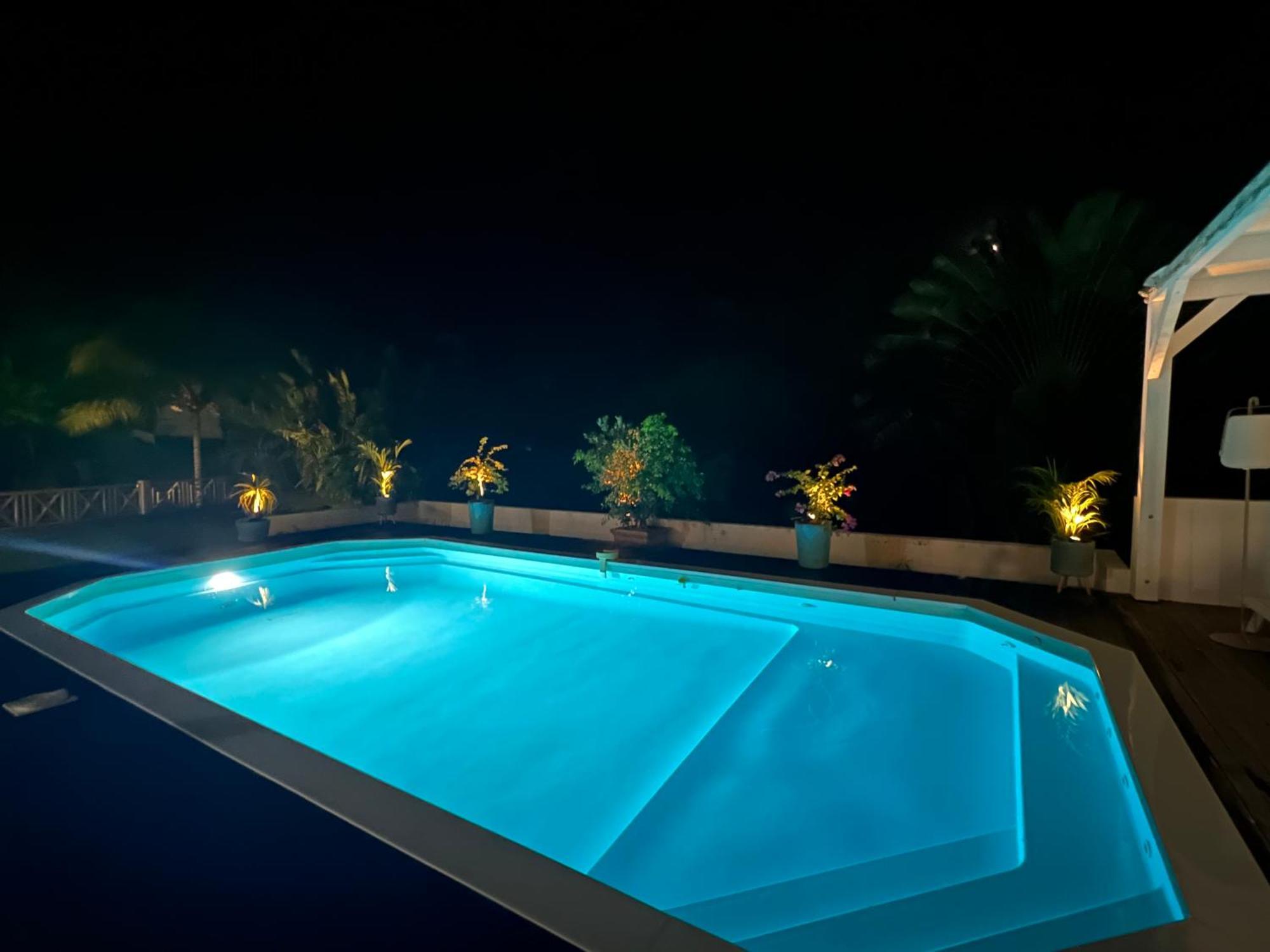Spacieuse Villa Corossol Avec Piscine Et Jeux Exterieurs 르 고지에 외부 사진