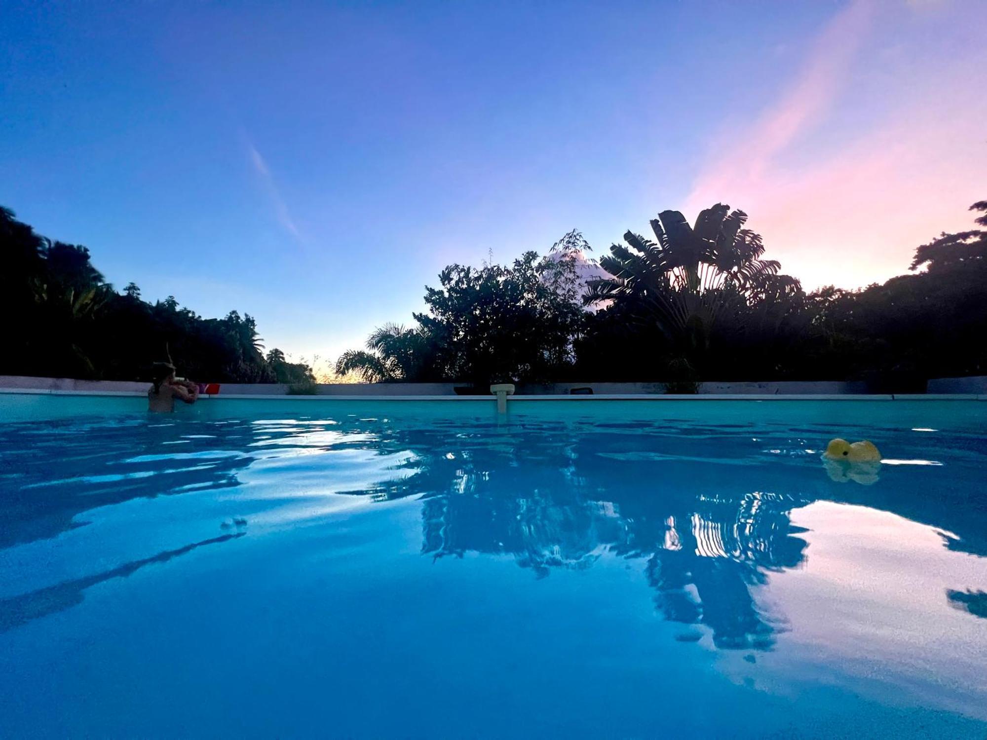 Spacieuse Villa Corossol Avec Piscine Et Jeux Exterieurs 르 고지에 외부 사진