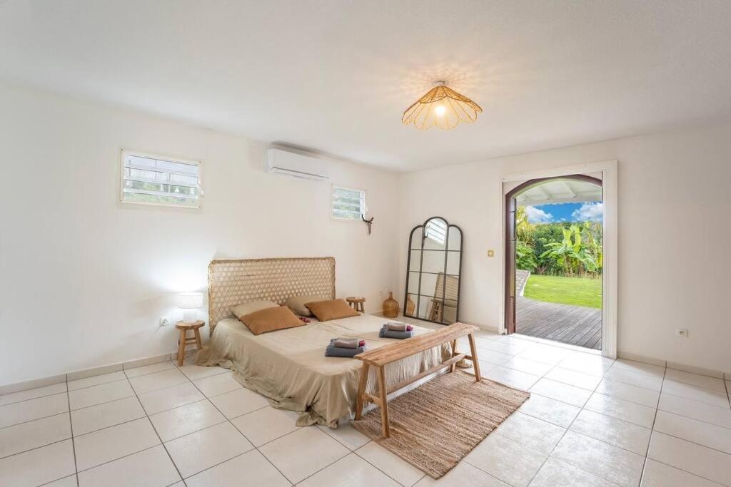 Spacieuse Villa Corossol Avec Piscine Et Jeux Exterieurs 르 고지에 외부 사진