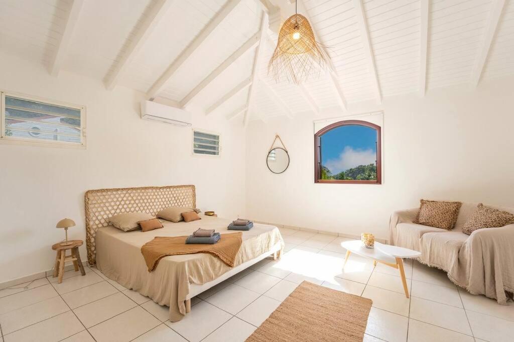 Spacieuse Villa Corossol Avec Piscine Et Jeux Exterieurs 르 고지에 외부 사진