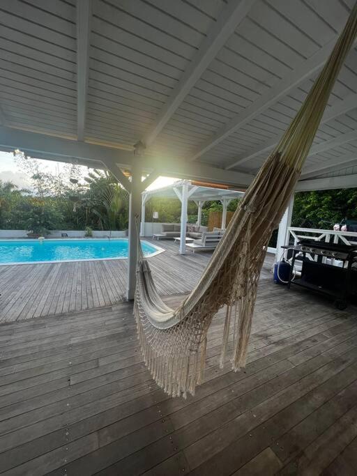 Spacieuse Villa Corossol Avec Piscine Et Jeux Exterieurs 르 고지에 외부 사진