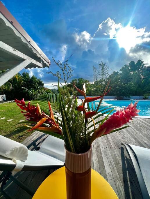 Spacieuse Villa Corossol Avec Piscine Et Jeux Exterieurs 르 고지에 외부 사진